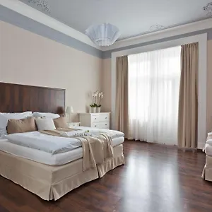 Prague Holiday Apartments 4* Прага