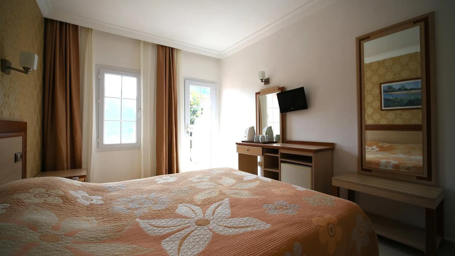 Oeluedeniz Turquoise Hotel  Oludeniz